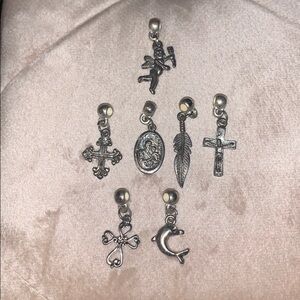 Pack of 7 silver pendants / charms